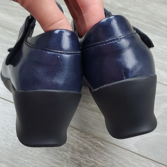 Wolky Women Blue Wedge Sandals {Size 39} - Picture 4 of 8